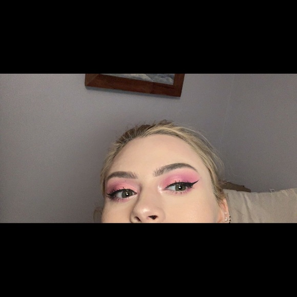 Meet your Posher, Stephanie - Picture 1 of 1